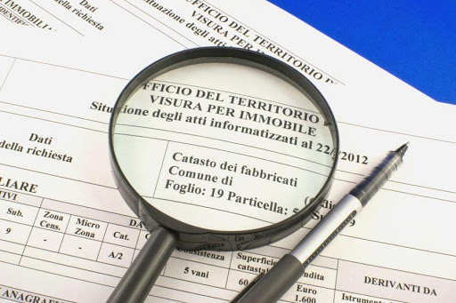 Anche nelle operazioni di classamento catastale a carattere “diffuso” è d’obbligo motivare adeguatamente l’atto impositivo