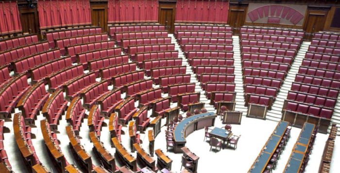 La valenza sostanziale della struttura camerale in relazione alla forma di Stato